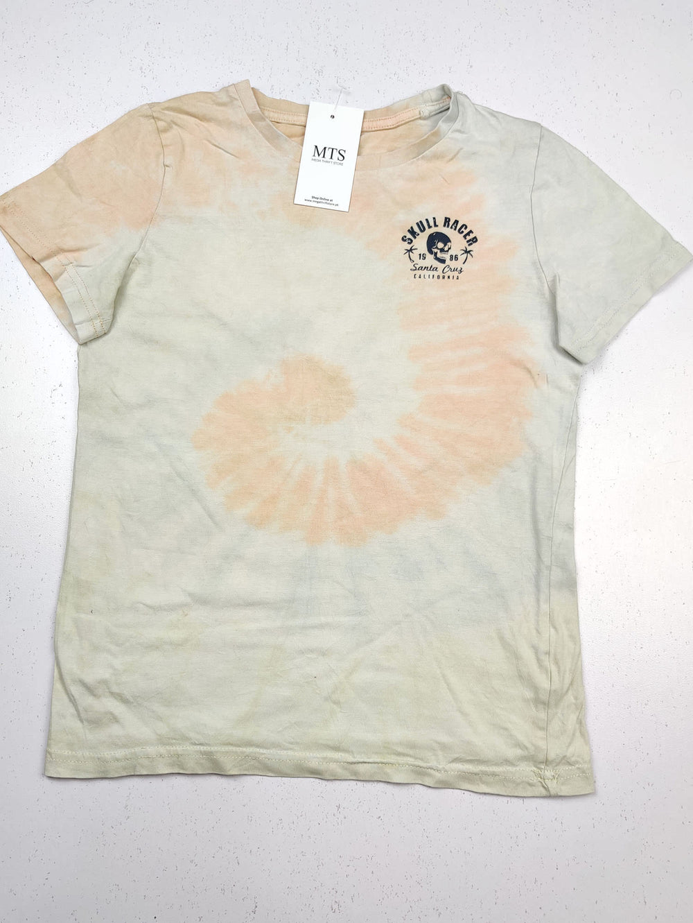 Buy online pre-used pre-loved 100% authentic & Original branded Tu (BST-551) available in Pakistan. Top international brands avilable.