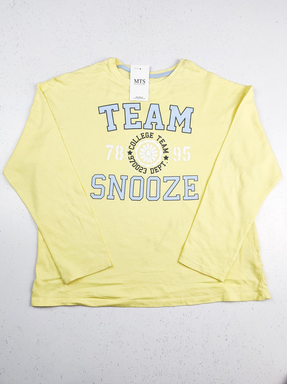 Buy online pre-used pre-loved 100% authentic & Original branded F&F (BST-651) available in Pakistan. Top international brands avilable.