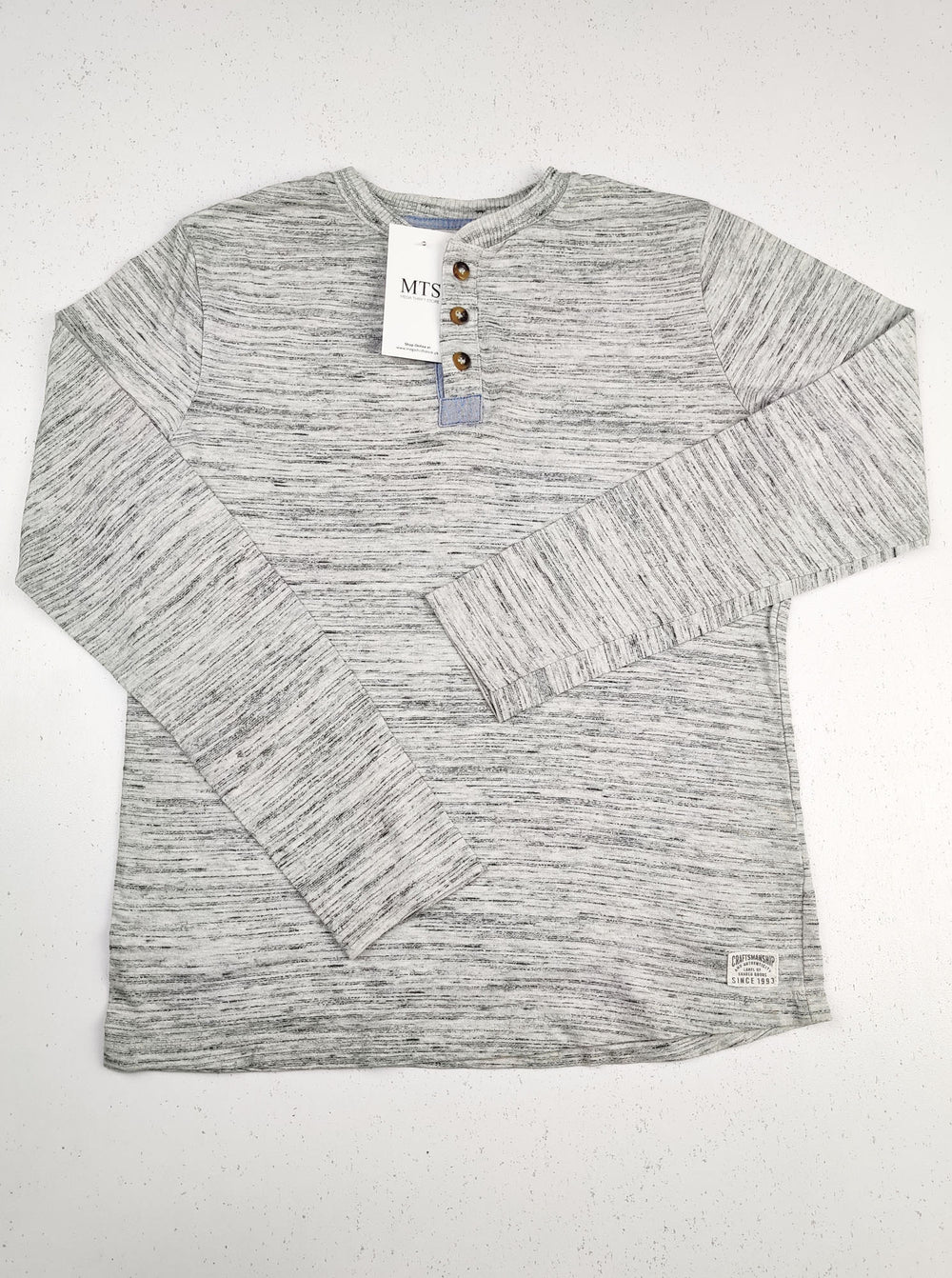 Buy online pre-used pre-loved 100% authentic & Original branded L.O.G.G (BST-657) available in Pakistan. Top international brands avilable.