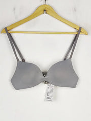 Buy online pre-used pre-loved 100% authentic & Original branded Calvin Klein (BU-05) available in Pakistan. Top international brands avilable.