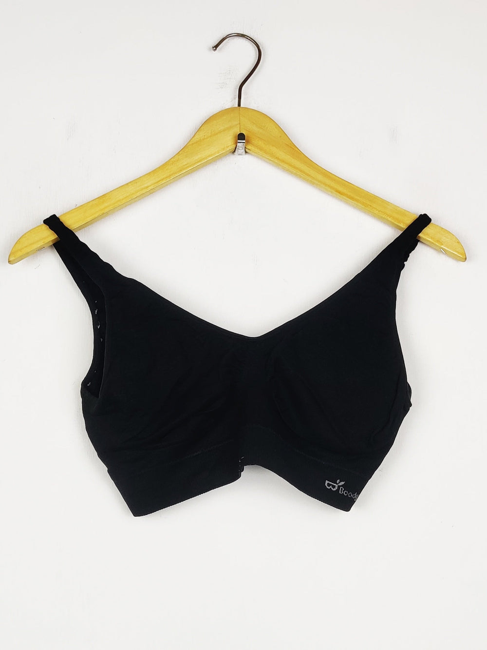 Buy online pre-used pre-loved 100% authentic & Original branded Body (BU-1011) available in Pakistan. Top international brands avilable.