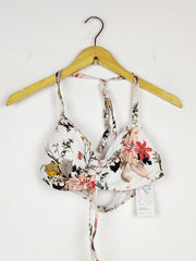 Buy online pre-used pre-loved 100% authentic & Original branded Marks & Spencer, Uk 16 (BU-1038) available in Pakistan. Top international brands avilable.