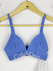 Buy online pre-used pre-loved 100% authentic & Original branded Calvin Klein (BU-106) available in Pakistan. Top international brands avilable.