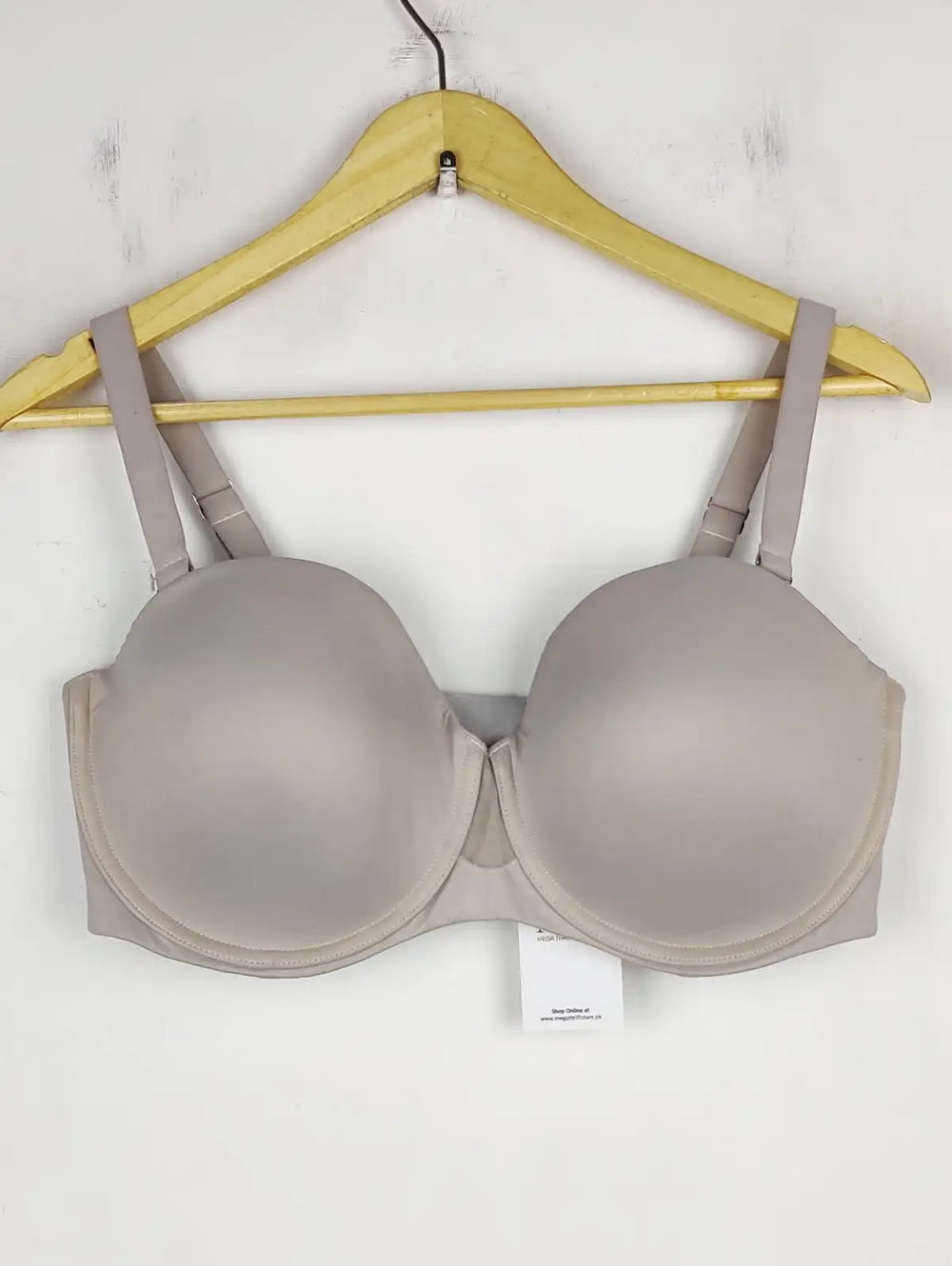 Buy online pre-used pre-loved 100% authentic & Original branded Aisilin (BU-115) available in Pakistan. Top international brands avilable.