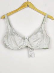 Buy online pre-used pre-loved 100% authentic & Original branded Marks & Spencer, Uk 40C (BU-1180) available in Pakistan. Top international brands avilable.