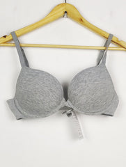 Buy online pre-used pre-loved 100% authentic & Original branded Marks & Spencer, Uk 34D (BU-1222) available in Pakistan. Top international brands avilable.