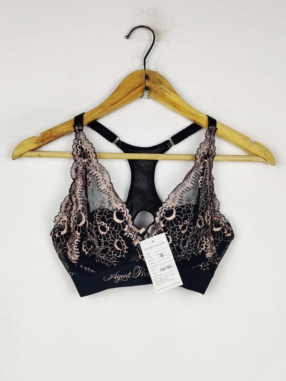 Buy online pre-used pre-loved 100% authentic & Original branded Agent Provocateur Euro 75 C (BU-1424) available in Pakistan. Top international brands avilable.