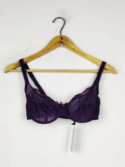 Buy online pre-used pre-loved 100% authentic & Original branded Marks & Spencer (BU-1431) available in Pakistan. Top international brands avilable.