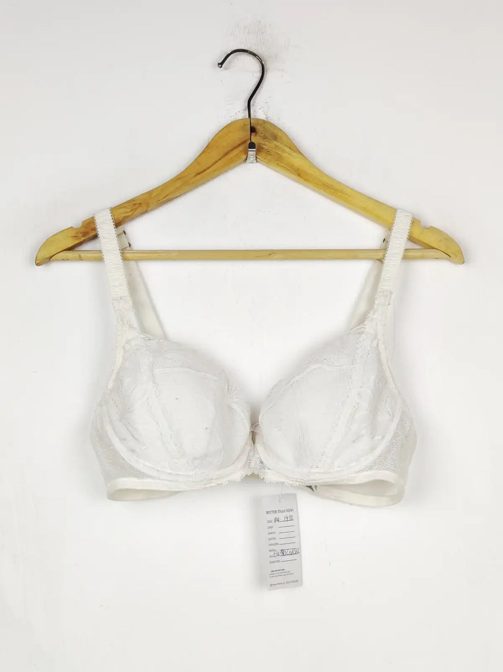 Buy online pre-used pre-loved 100% authentic & Original branded Marks & Spencer Euro 80C (BU-1432) available in Pakistan. Top international brands avilable.