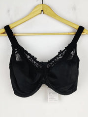 Buy online pre-used pre-loved 100% authentic & Original branded Primadonna (BU-151) available in Pakistan. Top international brands avilable.