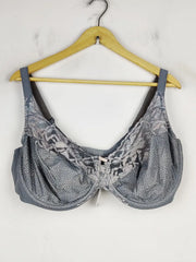 Buy online pre-used pre-loved 100% authentic & Original branded Marks & Spencer (BU-176) available in Pakistan. Top international brands avilable.