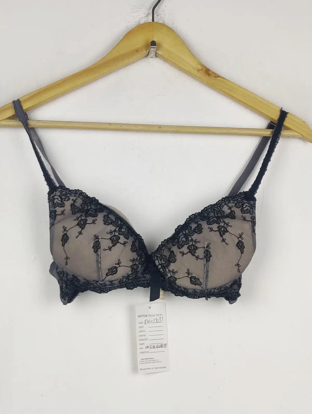 Buy online pre-used pre-loved 100% authentic & Original branded Secret Possessions 85B (BU-1831) available in Pakistan. Top international brands avilable.