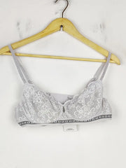 Buy online pre-used pre-loved 100% authentic & Original branded Marks & Spencer (BU-230) available in Pakistan. Top international brands avilable.