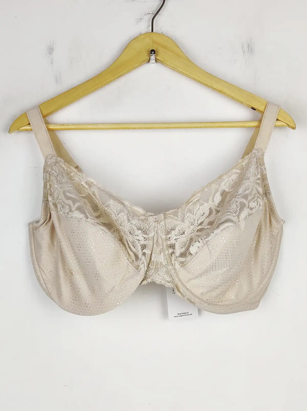 Buy online pre-used pre-loved 100% authentic & Original branded Marks & Spencer (BU-24) available in Pakistan. Top international brands avilable.