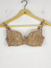 Buy online pre-used pre-loved 100% authentic & Original branded Cleo (BU-32) available in Pakistan. Top international brands avilable.