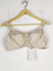 Buy online pre-used pre-loved 100% authentic & Original branded Marks & Spencer (BU-36) available in Pakistan. Top international brands avilable.