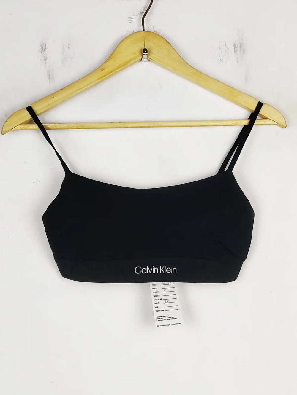 Buy online pre-used pre-loved 100% authentic & Original branded Calvin Klein (BU-380) available in Pakistan. Top international brands avilable.