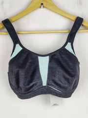 Buy online pre-used pre-loved 100% authentic & Original branded Marks & Spencer (BU-38) available in Pakistan. Top international brands avilable.