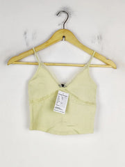 Buy online pre-used pre-loved 100% authentic & Original branded Bershka (BU-393) available in Pakistan. Top international brands avilable.