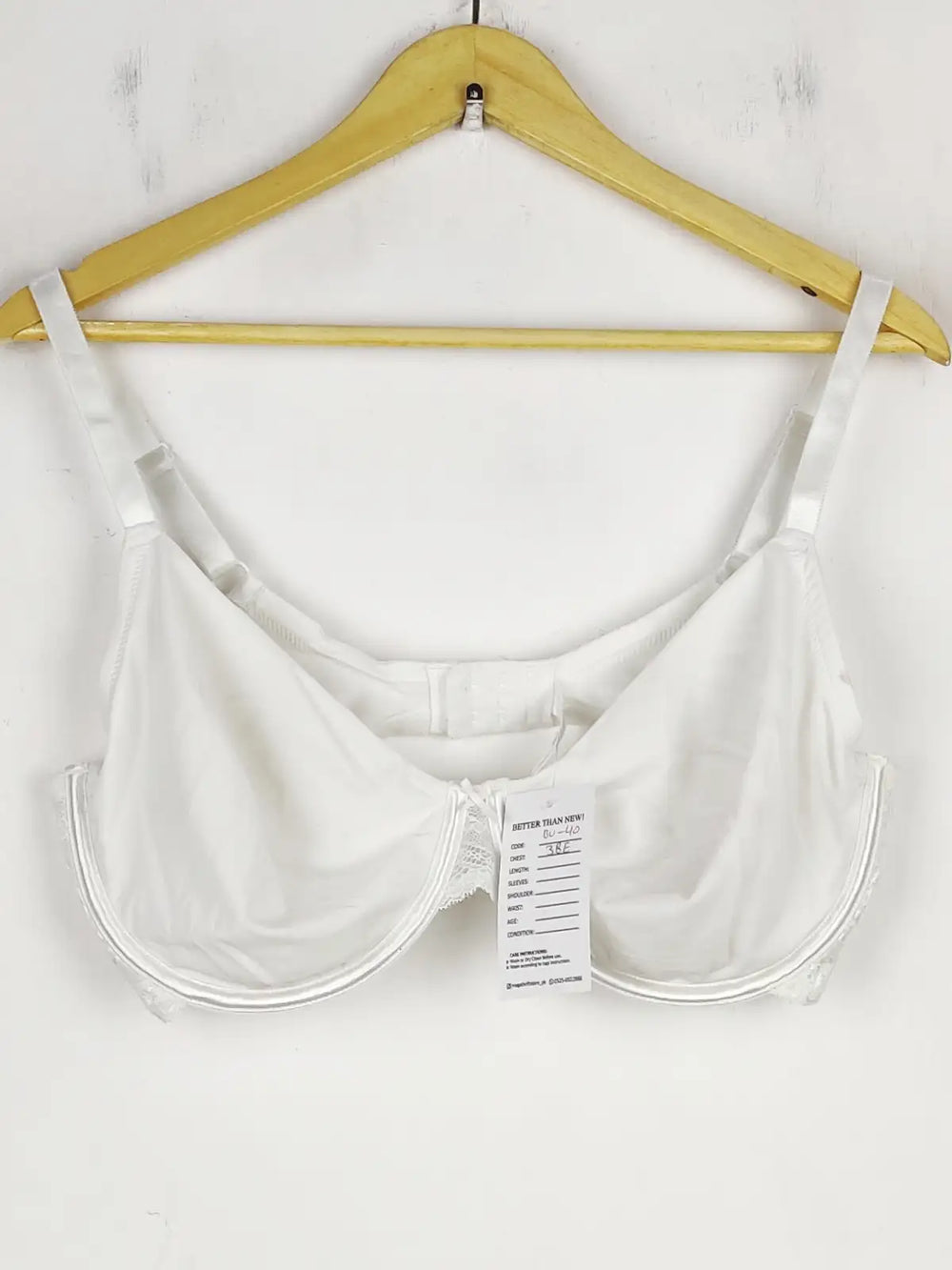 Buy online pre-used pre-loved 100% authentic & Original branded Tu (BU-40) available in Pakistan. Top international brands avilable.