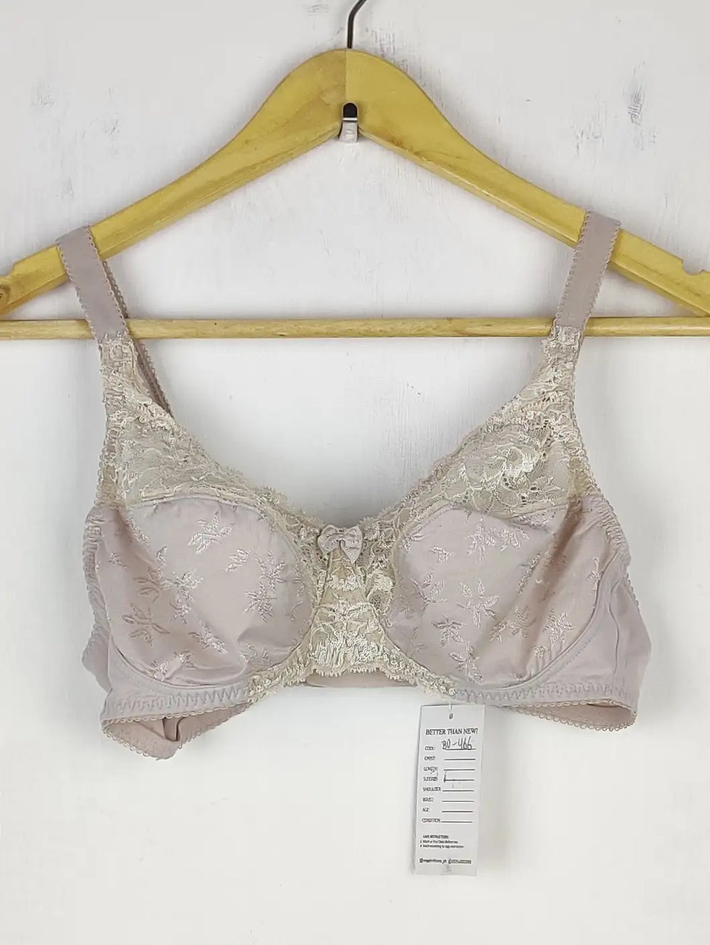 Buy online pre-used pre-loved 100% authentic & Original branded Marks & Spencer , Uk 36C (BU-466) available in Pakistan. Top international brands avilable.
