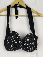 Buy online pre-used pre-loved 100% authentic & Original branded New Look , Uk 36Dd (BU-476) available in Pakistan. Top international brands avilable.
