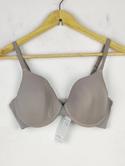Buy online pre-used pre-loved 100% authentic & Original branded Tu , Uk 34D (BU-514) available in Pakistan. Top international brands avilable.