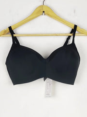 Buy online pre-used pre-loved 100% authentic & Original branded Tu , Uk 34E (BU-515) available in Pakistan. Top international brands avilable.