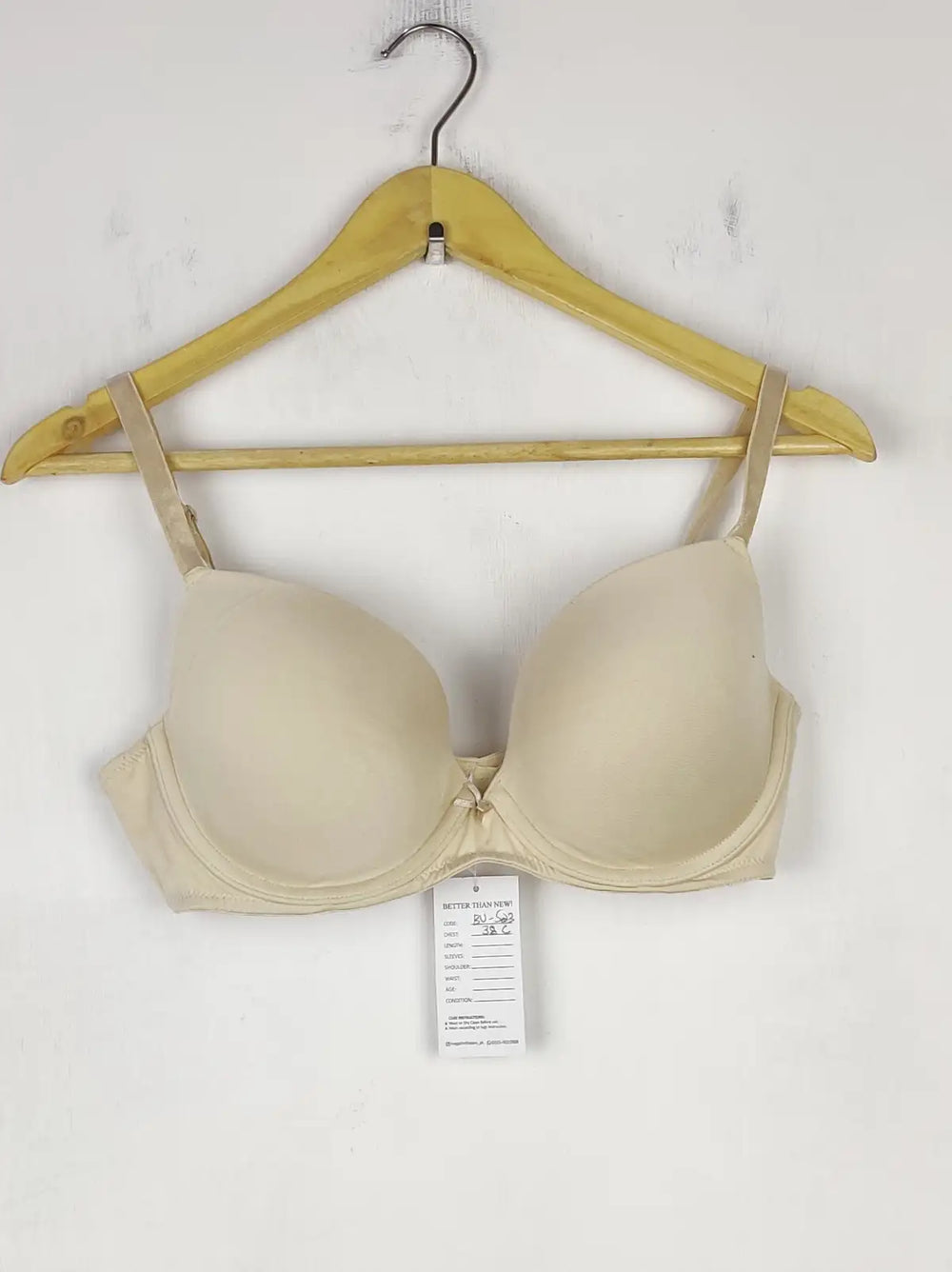 Buy online pre-used pre-loved 100% authentic & Original branded F&F , Uk 38C (BU-523) available in Pakistan. Top international brands avilable.