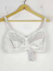 Buy online pre-used pre-loved 100% authentic & Original branded Marks & Spencer (BU-57) available in Pakistan. Top international brands avilable.