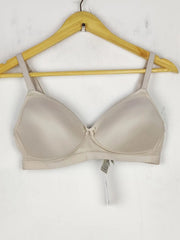 Buy online pre-used pre-loved 100% authentic & Original branded Marks & Spencer , Uk 34C (BU-615) available in Pakistan. Top international brands avilable.