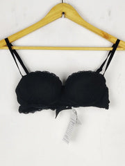 Buy online pre-used pre-loved 100% authentic & Original branded Intimissimi, Uk 34B (BU-639) available in Pakistan. Top international brands avilable.