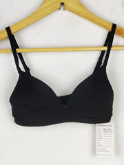 Buy online pre-used pre-loved 100% authentic & Original branded H&M, Uk 34 (BU-647) available in Pakistan. Top international brands avilable.
