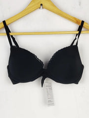 Buy online pre-used pre-loved 100% authentic & Original branded Unknown Brand (BU-659) available in Pakistan. Top international brands avilable.