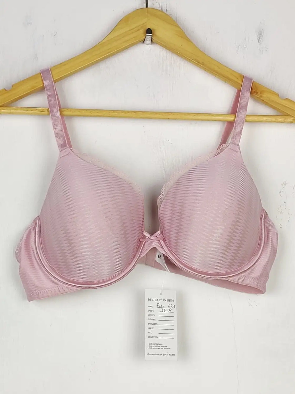 Buy online pre-used pre-loved 100% authentic & Original branded Tu ,Uk 38B (BU-663) available in Pakistan. Top international brands avilable.