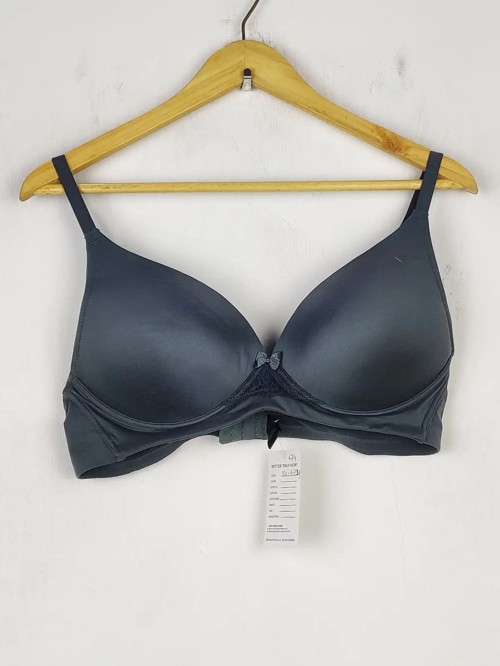 Buy online pre-used pre-loved 100% authentic & Original branded Tu,Uk 38B (BU-674) available in Pakistan. Top international brands avilable.