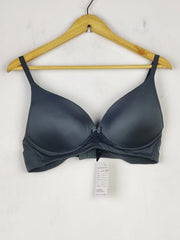 Buy online pre-used pre-loved 100% authentic & Original branded Tu,Uk 38B (BU-674) available in Pakistan. Top international brands avilable.