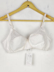 Buy online pre-used pre-loved 100% authentic & Original branded Playtex , Uk 42B (BU-720) available in Pakistan. Top international brands avilable.