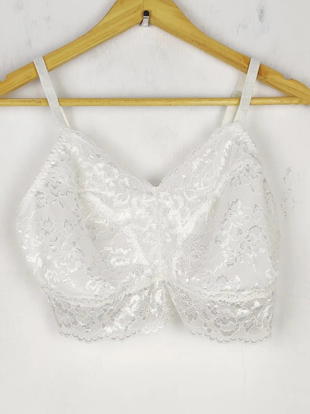 Buy online pre-used pre-loved 100% authentic & Original branded Marks & Spencer, Uk 18 (BU-730) available in Pakistan. Top international brands avilable.