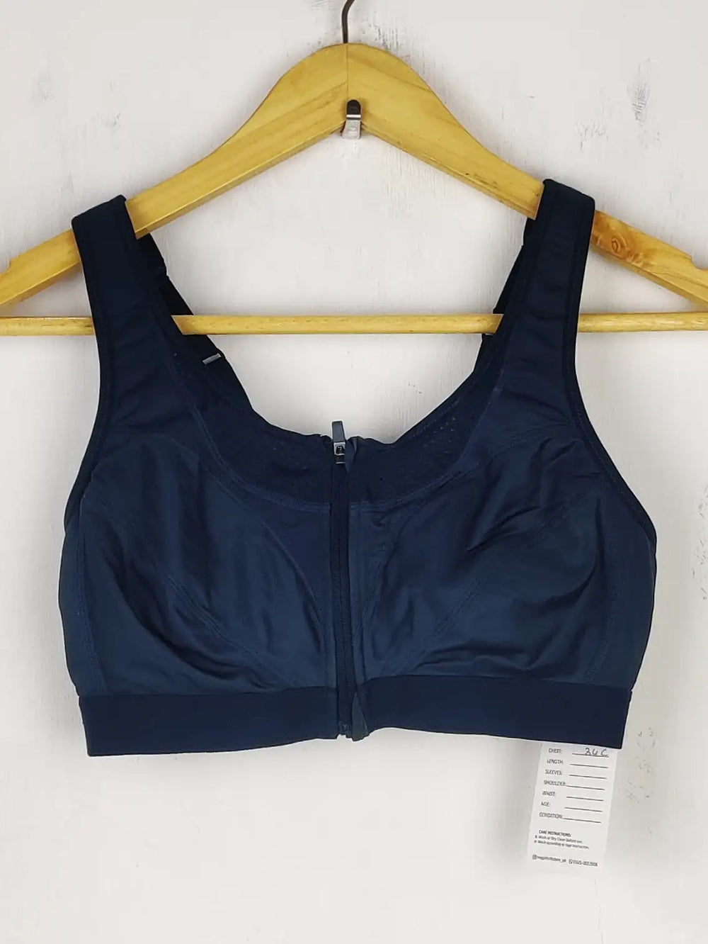 Buy online pre-used pre-loved 100% authentic & Original branded Sweaty Betty (BU-762) available in Pakistan. Top international brands avilable.