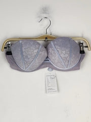 Buy online pre-used pre-loved 100% authentic & Original branded Primark, Uk 32D (BU-778) available in Pakistan. Top international brands avilable.