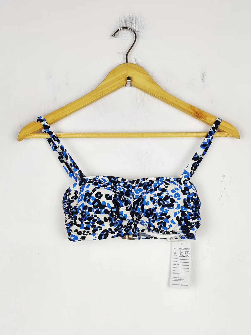 Buy online pre-used pre-loved 100% authentic & Original branded Marks & Spencer, Uk 8 (BU-833) available in Pakistan. Top international brands avilable.