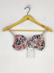 Buy online pre-used pre-loved 100% authentic & Original branded Secret Possessions, Uk 32C (BU-934) available in Pakistan. Top international brands avilable.