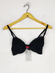 Buy online pre-used pre-loved 100% authentic & Original branded Limited, Uk 38A (BU-944) available in Pakistan. Top international brands avilable.