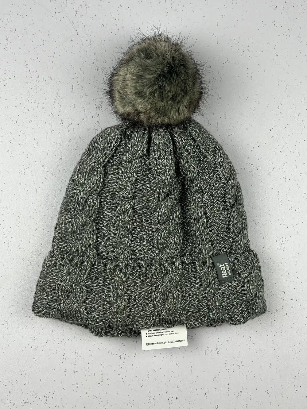 Buy online pre-used pre-loved 100% authentic & Original branded Heat Holders (C-616) available in Pakistan. Top international brands avilable.