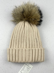 Buy online pre-used pre-loved 100% authentic & Original branded Unknown Brand (C-639) available in Pakistan. Top international brands avilable.