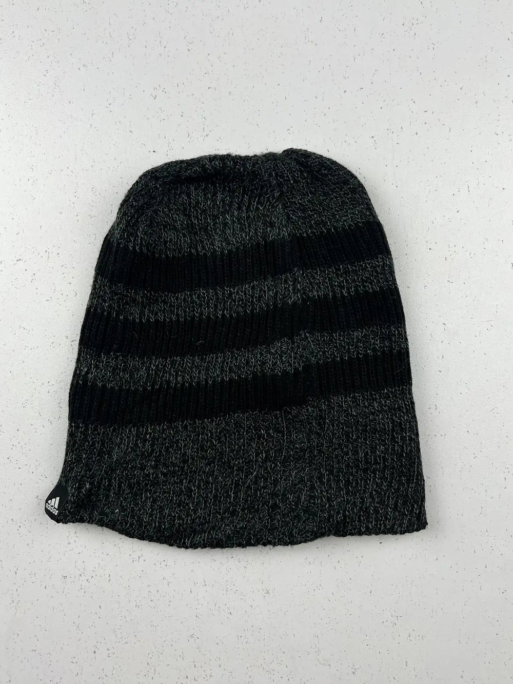 Buy online pre-used pre-loved 100% authentic & Original branded Adidas (C-660) available in Pakistan. Top international brands avilable.