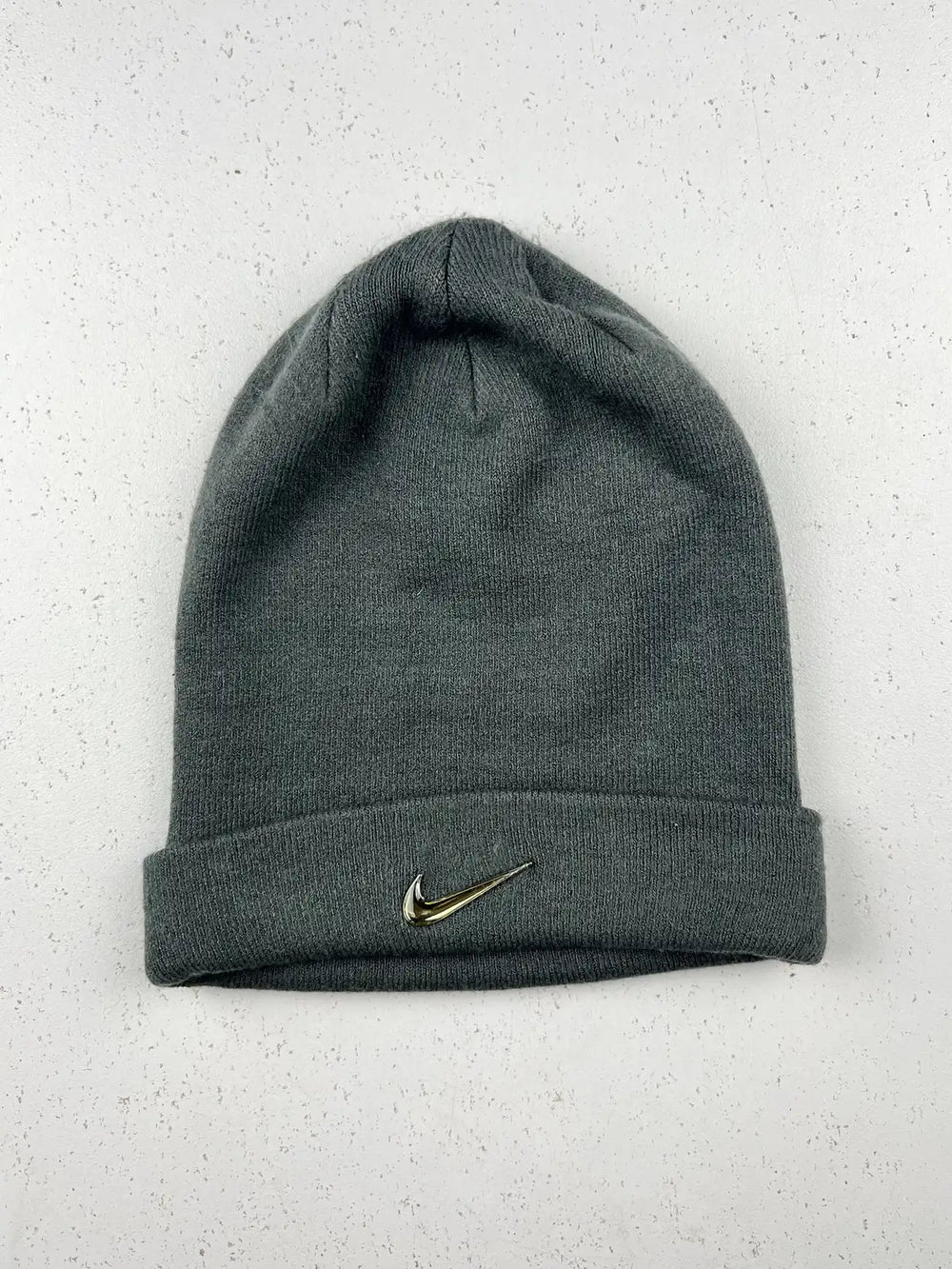 Buy online pre-used pre-loved 100% authentic & Original branded Nike (C-673) available in Pakistan. Top international brands avilable.