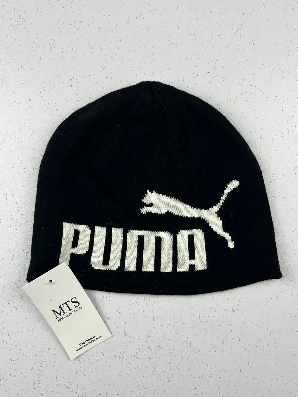 Buy online pre-used pre-loved 100% authentic & Original branded Puma (C-699) available in Pakistan. Top international brands avilable.