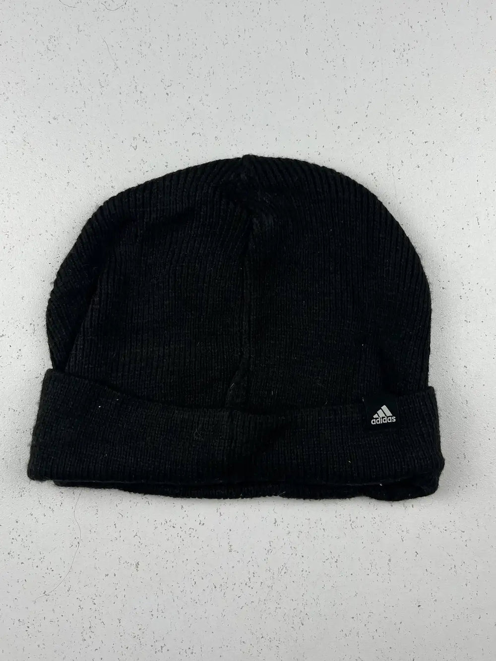 Buy online pre-used pre-loved 100% authentic & Original branded Adidas (C-702) available in Pakistan. Top international brands avilable.